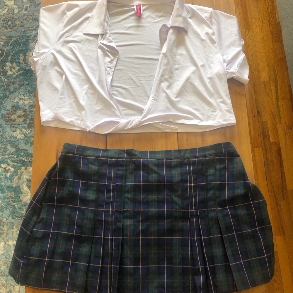 Hips and Curves Sexy Schoolgirl Costume